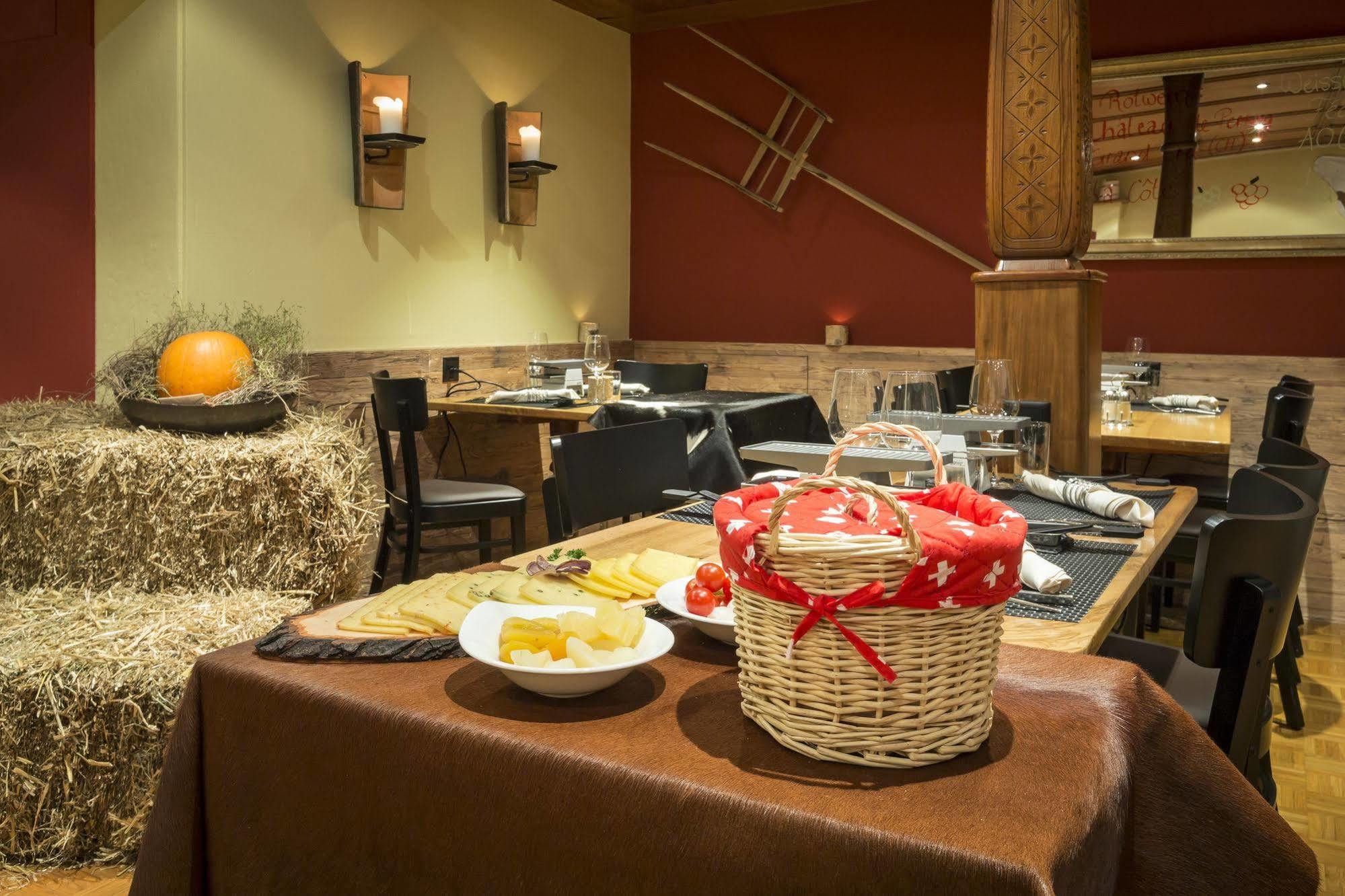 Hotel לנצבורג מראה חיצוני תמונה